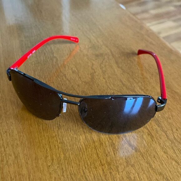 Kenneth Cole Reaction sunglasses - Picture 1 of 6